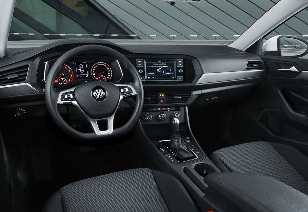 Volkswagen Jetta - фото 1