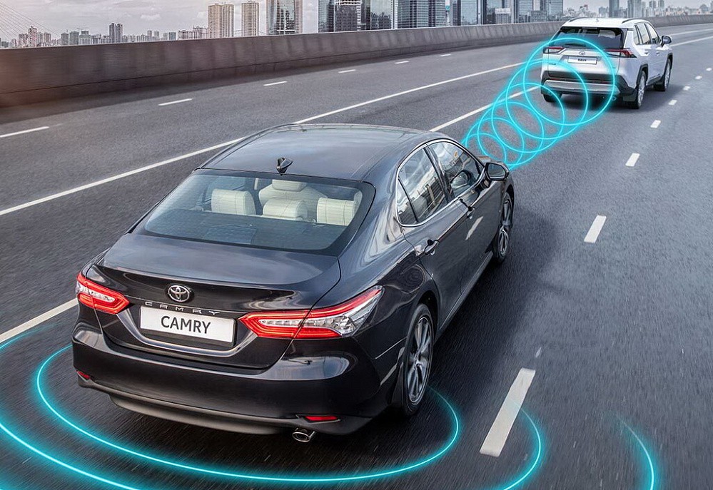 Toyota Camry 2020 - фото 3