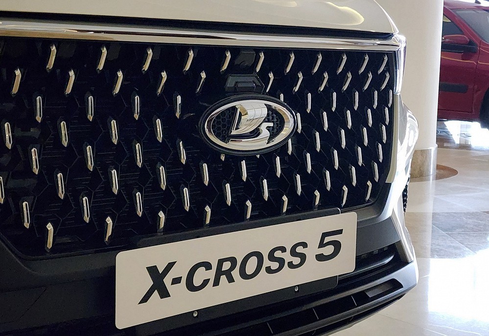 Lada X-Cross 5 - фото 2