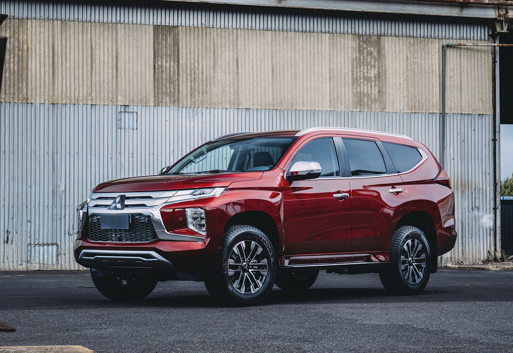 Mitsubishi Pajero Sport - фото 4