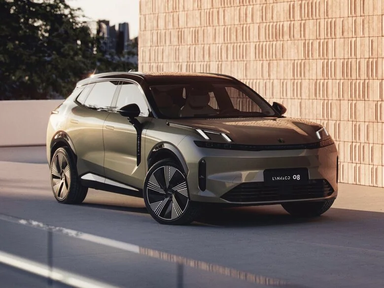 Lynk&Co 08 - фото 2