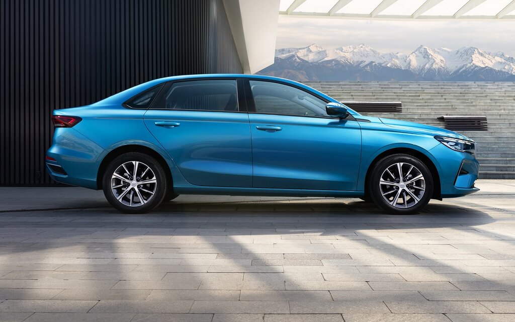 Geely Emgrand 7 2023 - фото 4