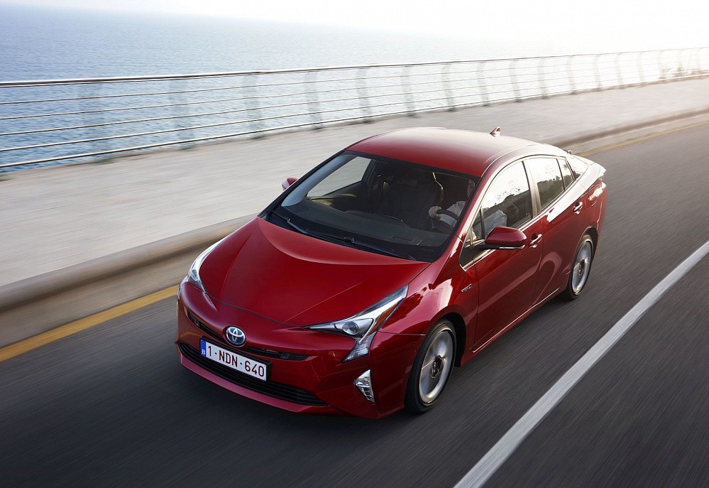 Toyota Prius - фото 4