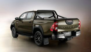 Toyota Hilux - фото 6