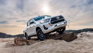 Toyota Hilux - фото 5