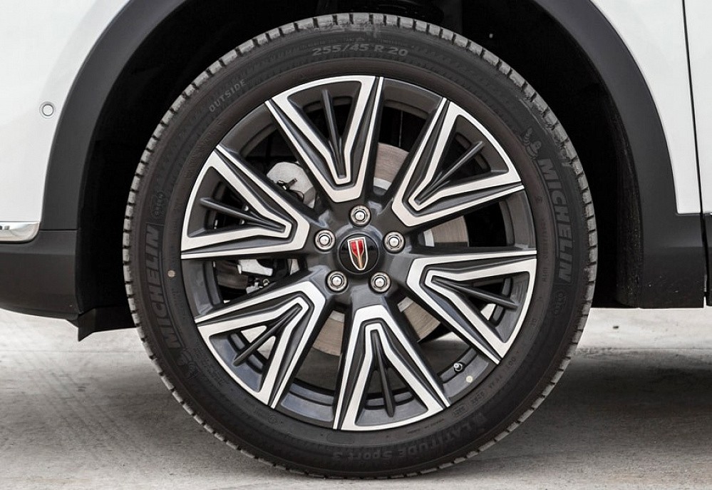 Hongqi HS5 - фото 12
