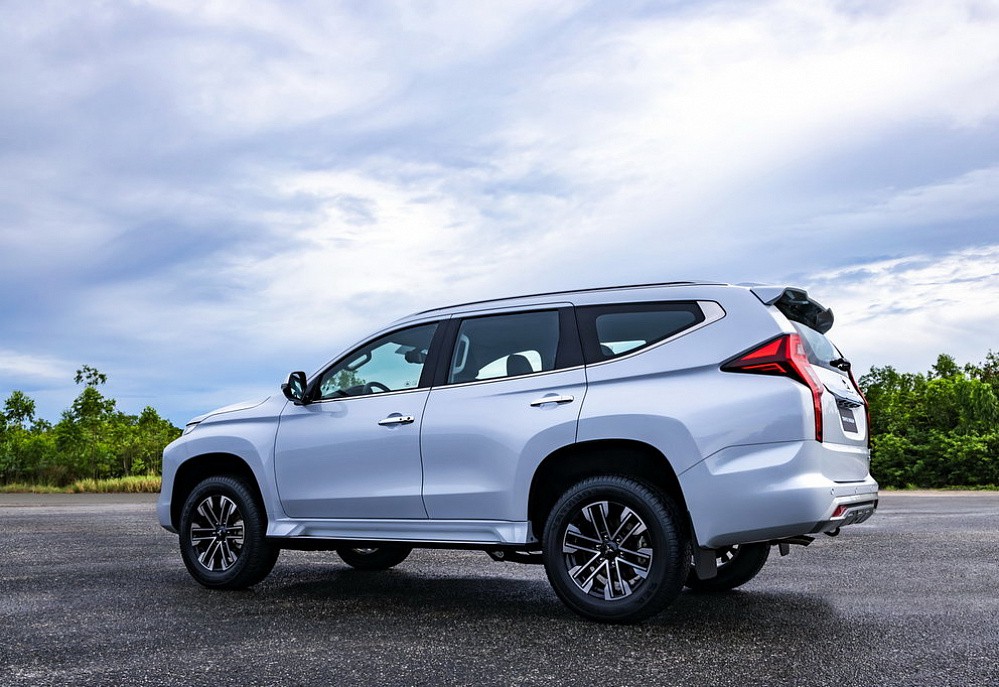 Mitsubishi Pajero Sport - фото 7