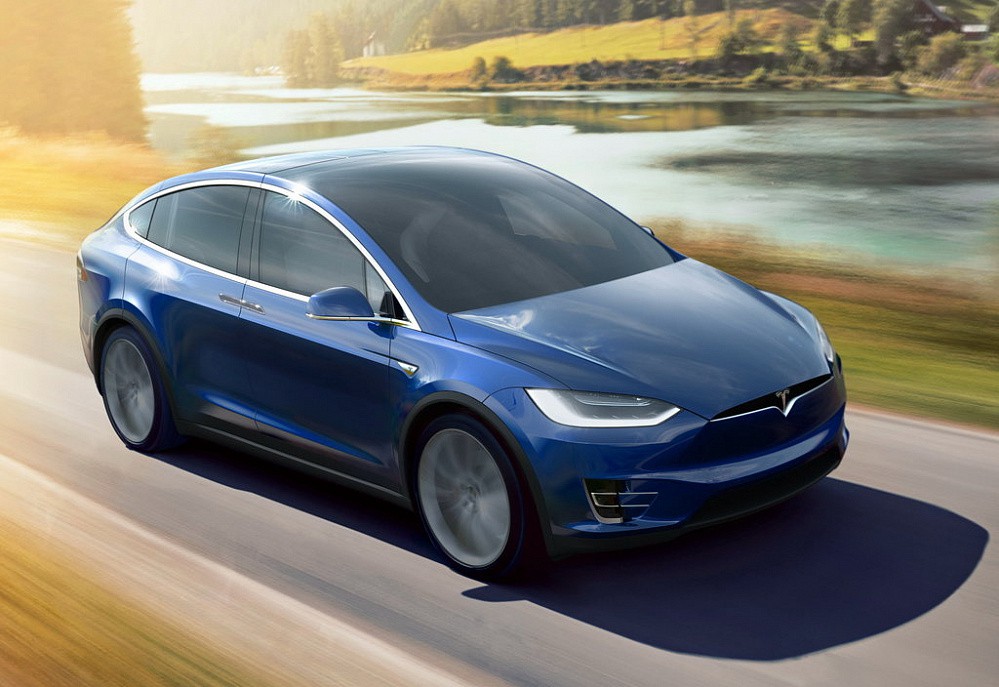 Tesla Model X - фото 10