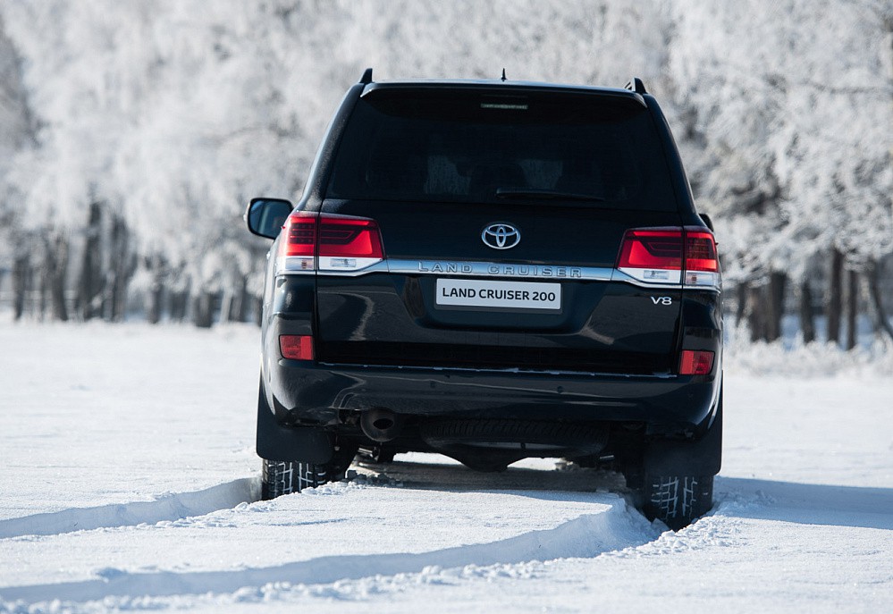 Toyota Land Cruiser - фото 5