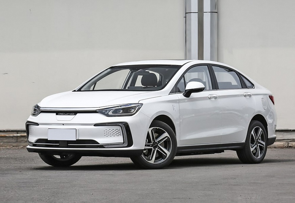 Baic EU5 - фото 3