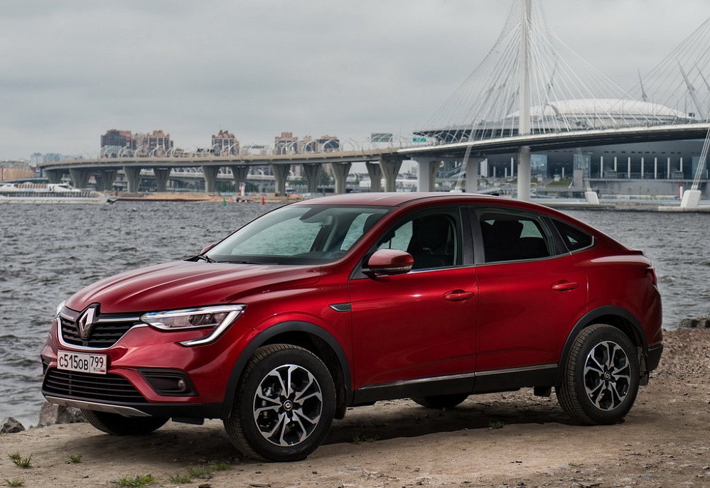 Renault Arkana - фото 1