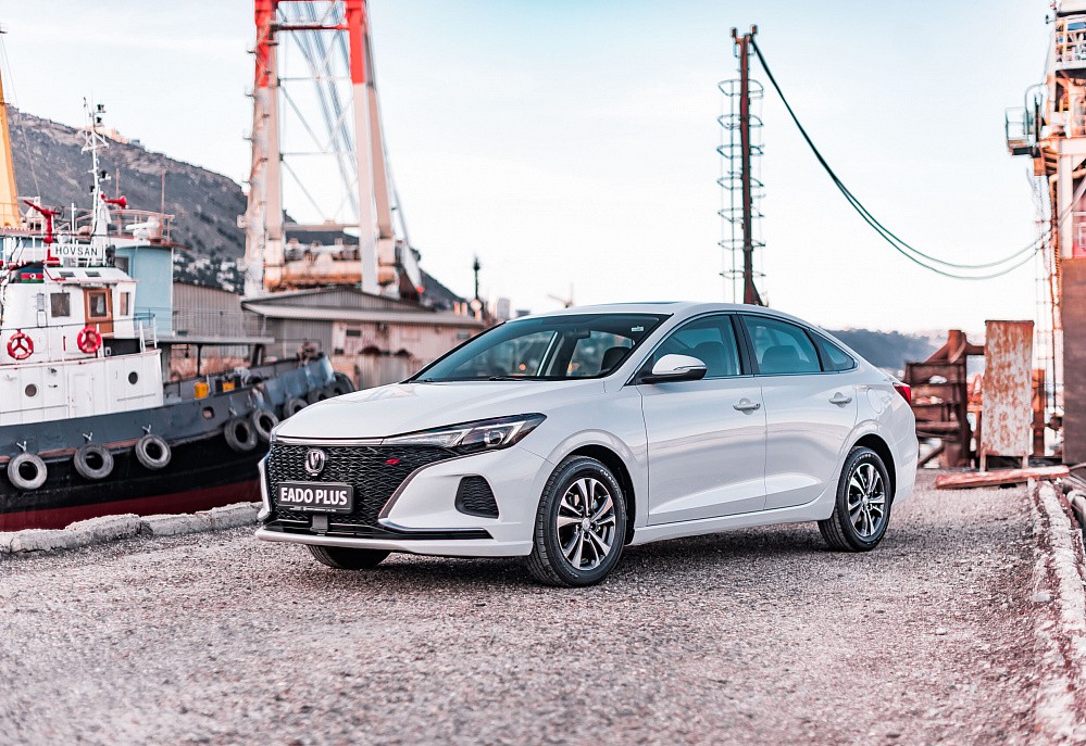 Changan Eado - фото 3