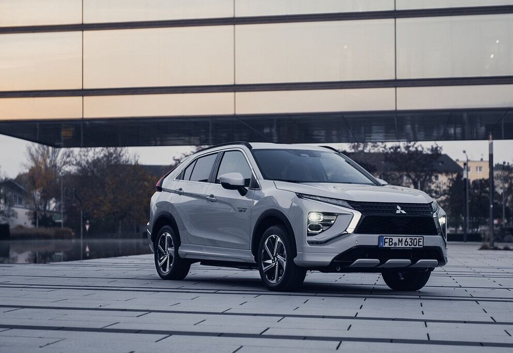 Mitsubishi Eclipse Cross - фото 2