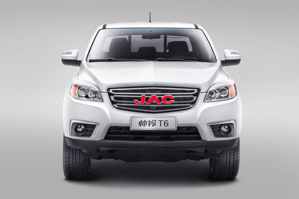 Jac T6 - фото 4