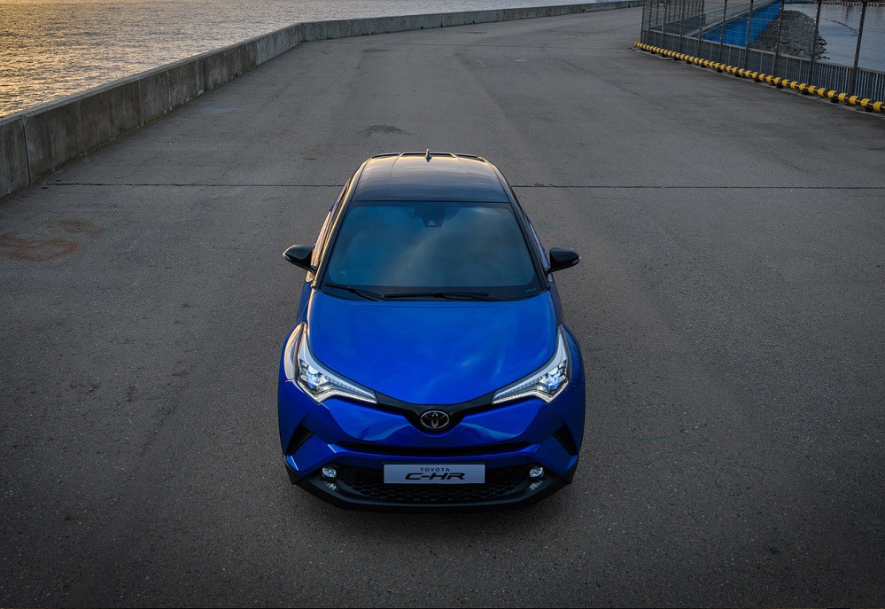 Toyota C-HR - фото 13