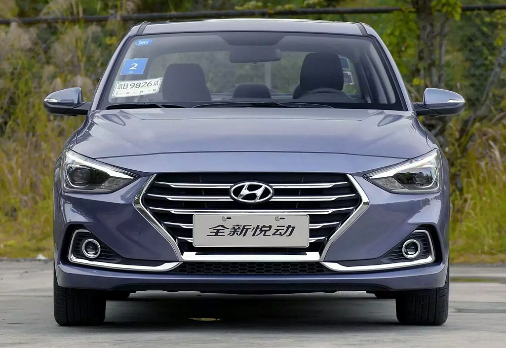 Hyundai Celesta - фото 2