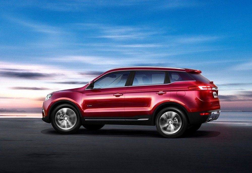 Geely Atlas - фото 6