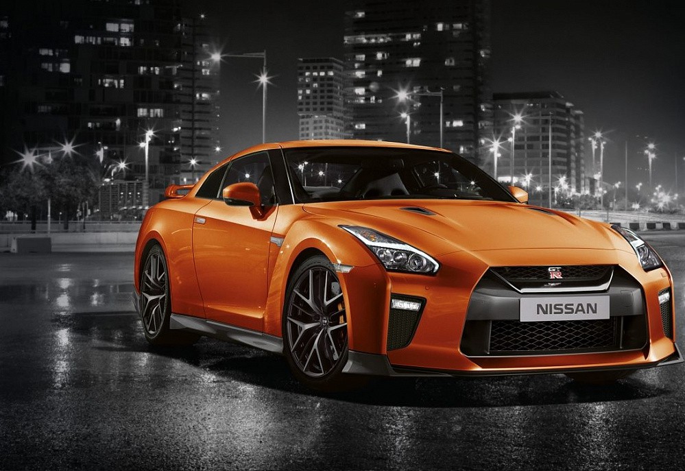 Nissan GT R - фото 5