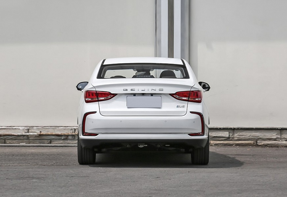 Baic EU5 - фото 2