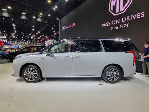 MG Maxus 9 - фото 1